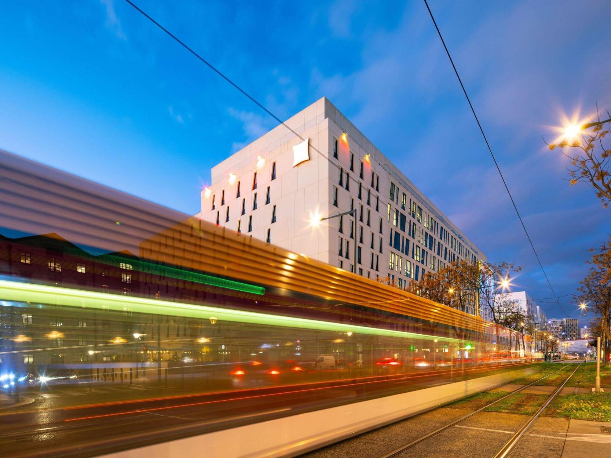Ibis Marseille Centre Euromed Hotel Eksteriør billede